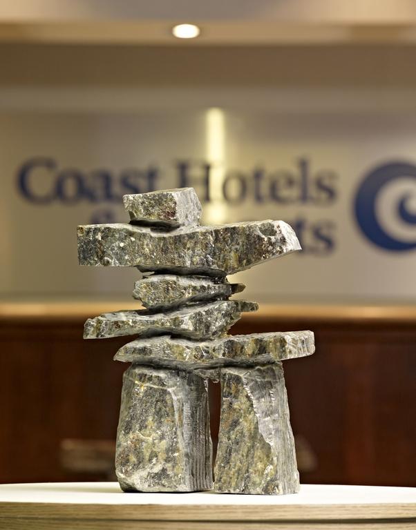Coast Fraser Tower Yellowknife Eksteriør bilde
